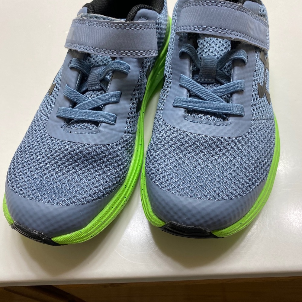 boys shoes